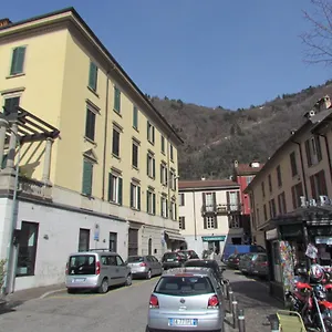 Al Molo Di Sant'agostino Couette-café