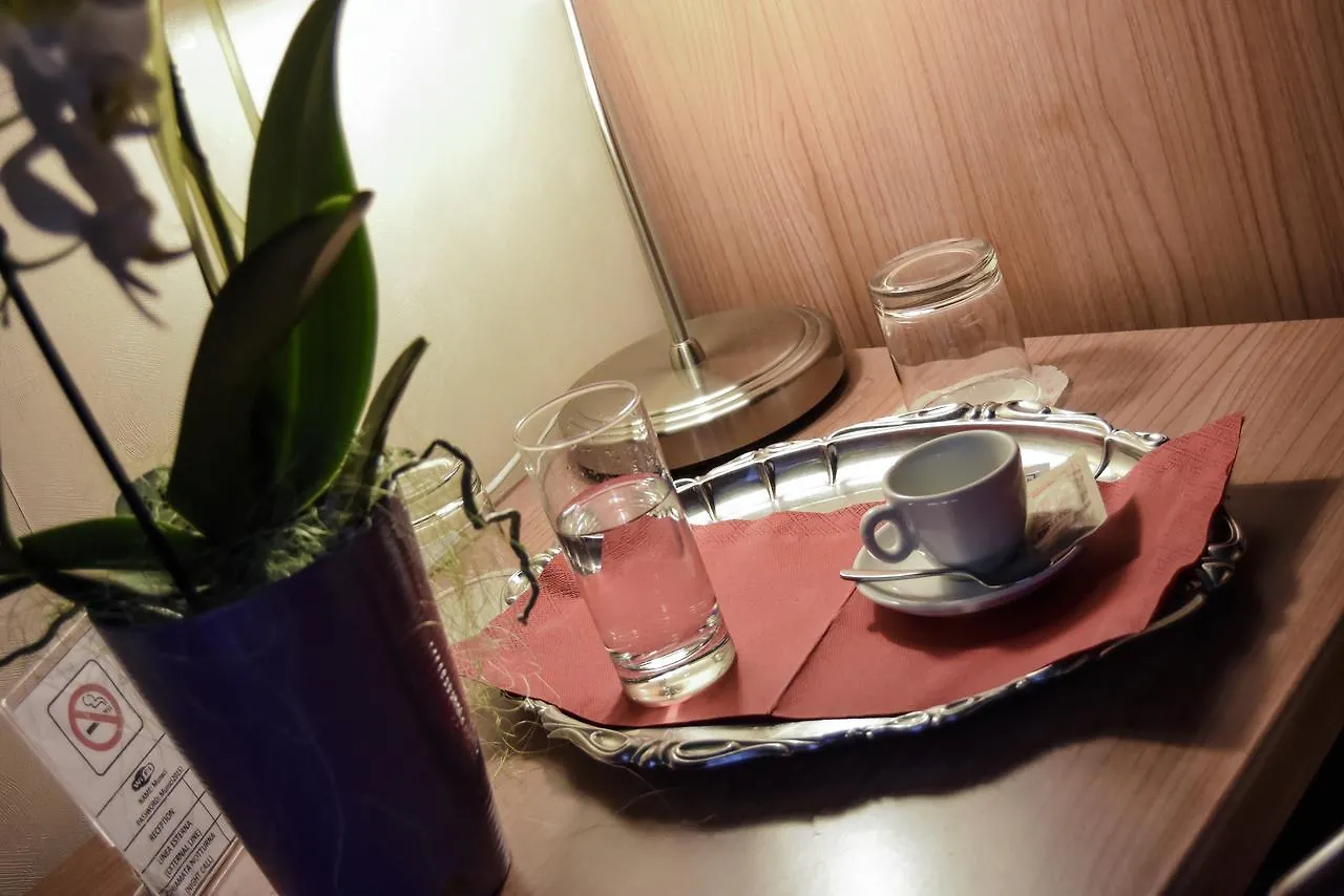Albergo Munsci' Rovello Porro Hotel